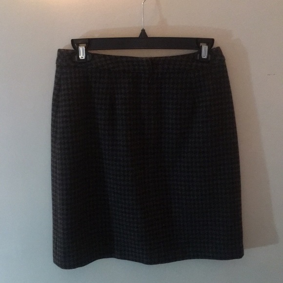 J. Crew pencil skirt size 0 - Picture 2 of 4